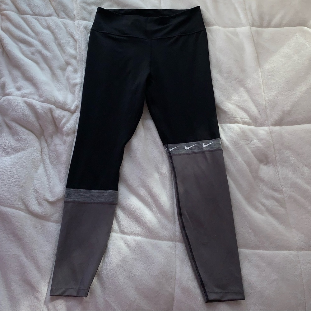 Nike Dri-Fit High Rise Leggings